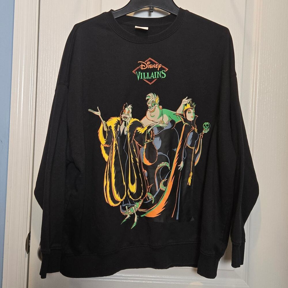 Disney Villains sweatshirt sz L